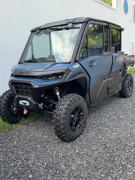 2026 Can-Am Defender Limited MAX HD11 - The $35k Swamp Yacht That Makes Your Truck Look Like a Fucking Prius